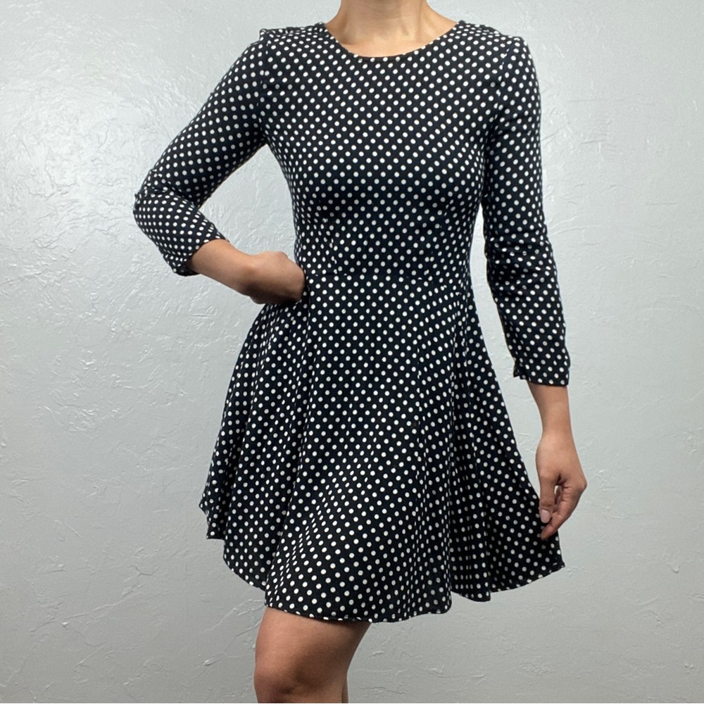 Topshop Polka Dot Skater fit & flare mini dress size 2 , fits like XS/SM